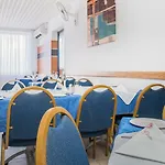 מלון דירות Point Complex 3*