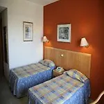 Point Complex 3* קאורה