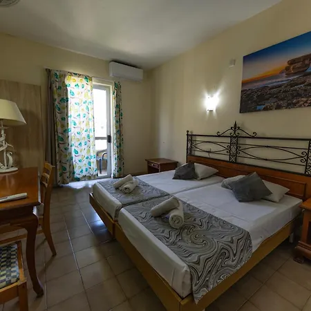 콰라 포인트 홀리데이 컴플렉스 아파트호텔 3*