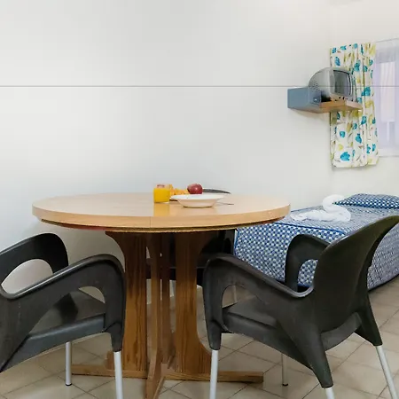 콰라 포인트 홀리데이 컴플렉스 아파트호텔 3*