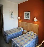 Point Complex 3* קאורה