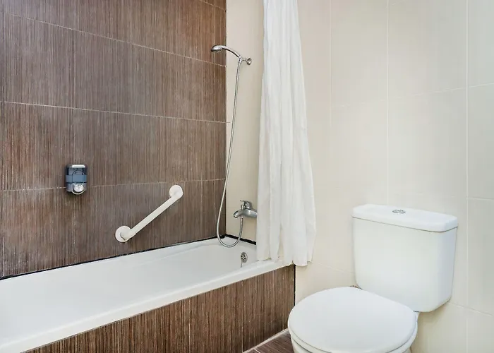 Ξενοδοχείο με διαμερίσματα Point Complex 3*